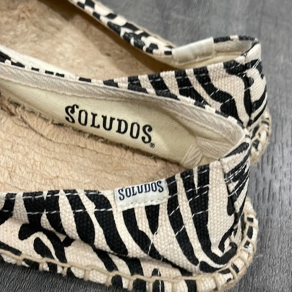 Soludos Canvas Zebra Stripe Smoking Slipper Espadrilles size 7